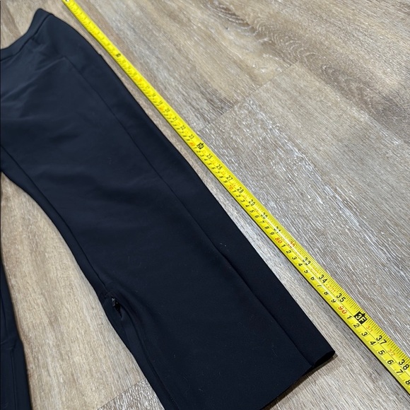 Athleta Size 4 black Cropped Ankle Pants Side Pocket - Picture 11 of 13